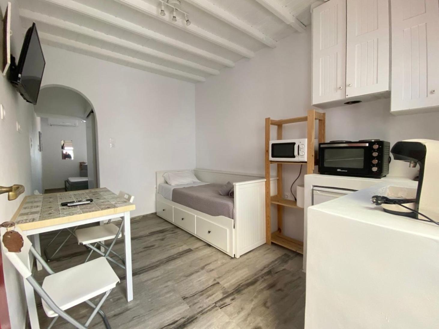Elenitas Town House With Balcony And Sea View Apartment Mykonos Town Exterior foto