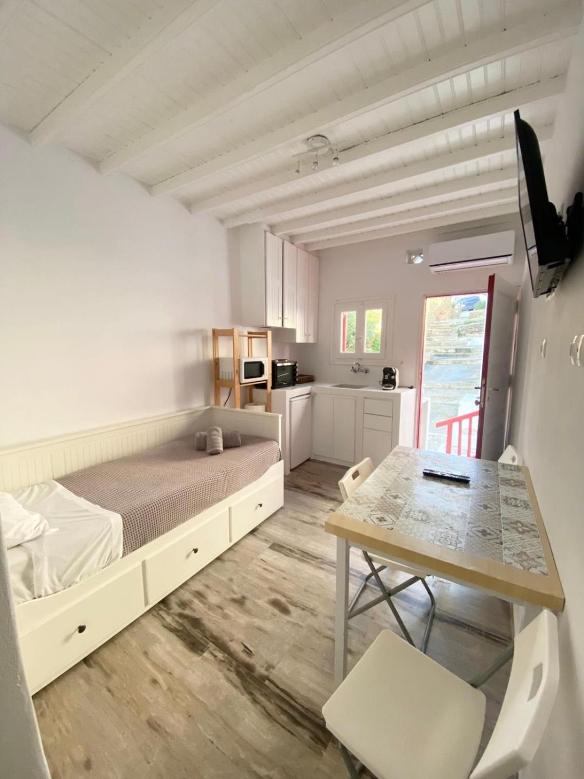 Elenitas Town House With Balcony And Sea View Apartment Mykonos Town Exterior foto